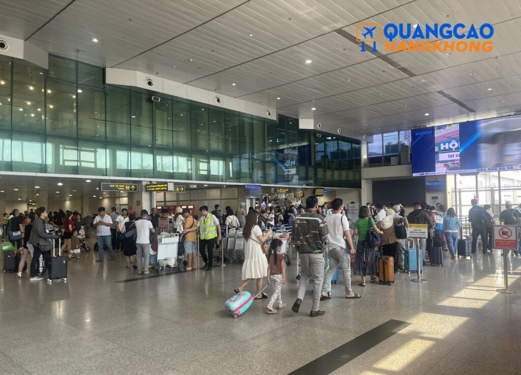 Sân bay Tân Sơn Nhất đón hàng chục triệu hành khách mỗi năm