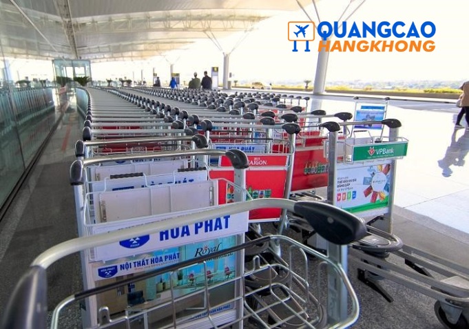 Hình thức quảng cáo xe đẩy hành lý