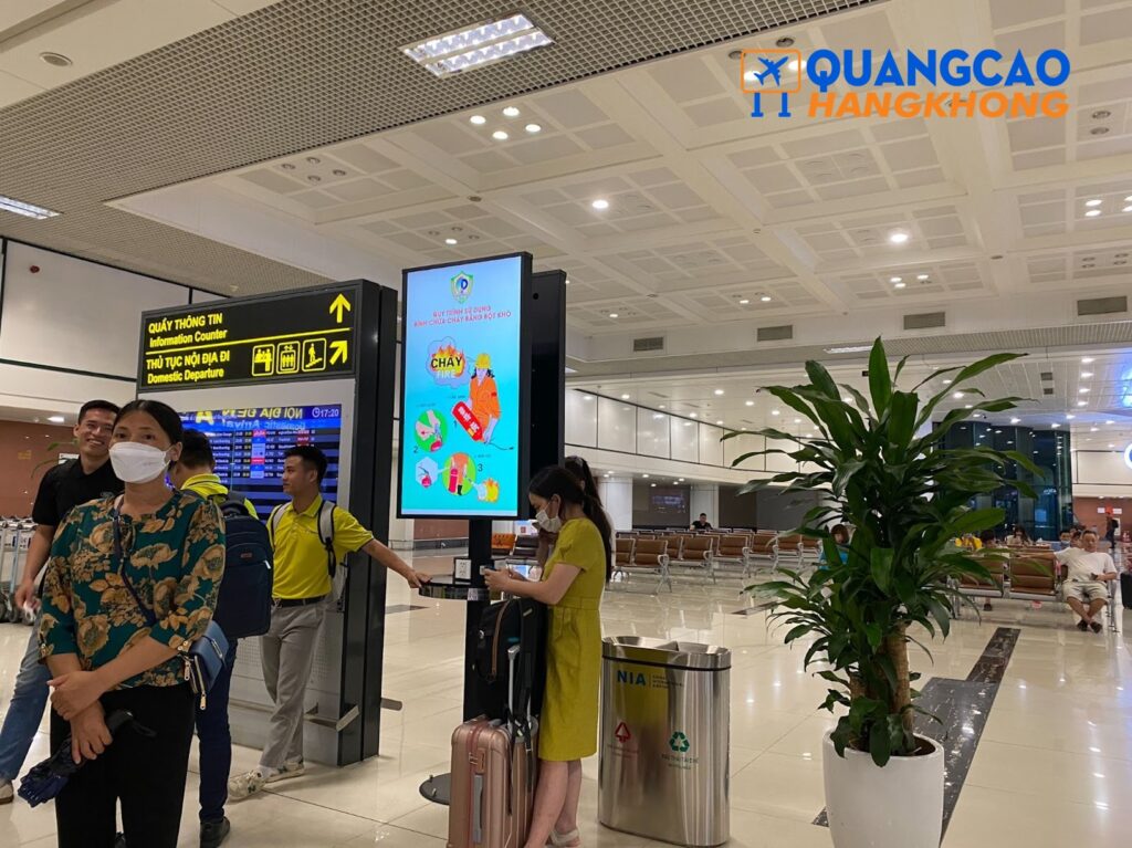 Hình thức quảng cáo trụ sạc pin