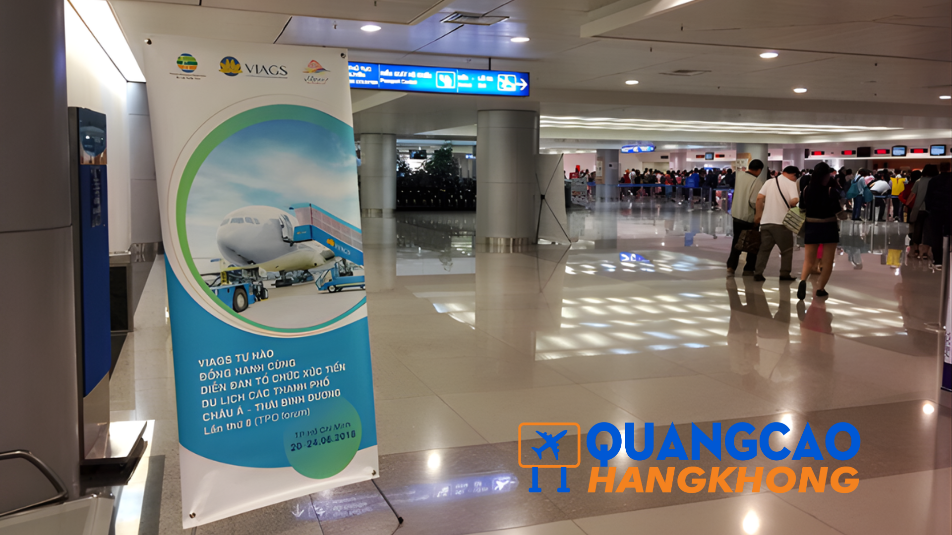 Quảng cáo standee
