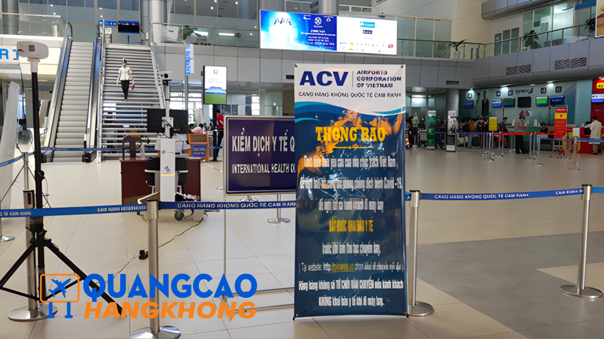 Quảng cáo standee