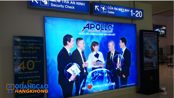 Quảng cáo hộp đèn tại sân bay
