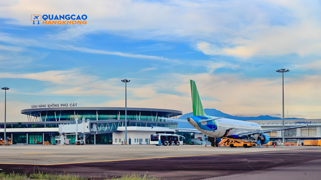 Sân bay Phù Cát có quy mô hiện đại, công suất phục vụ hàng triệu lượt khách mỗi năm