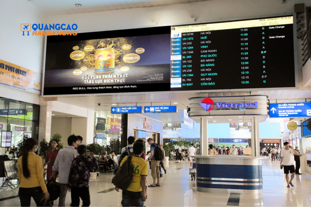 Quảng cáo màn hình LED sân bay Đồng Hới khu vực check-in