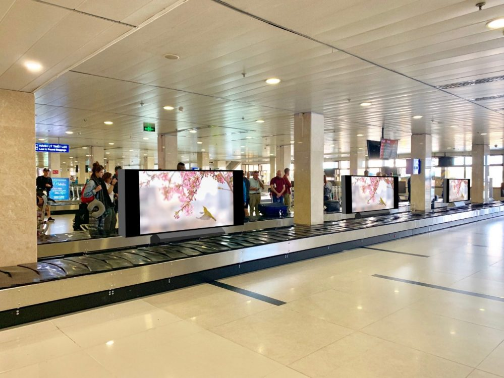 Quảng cáo màn hình LED khu vực băng chuyền hành lý 