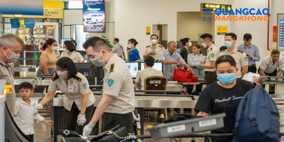 Khu vực soi chiếu an ninh tại sân bay