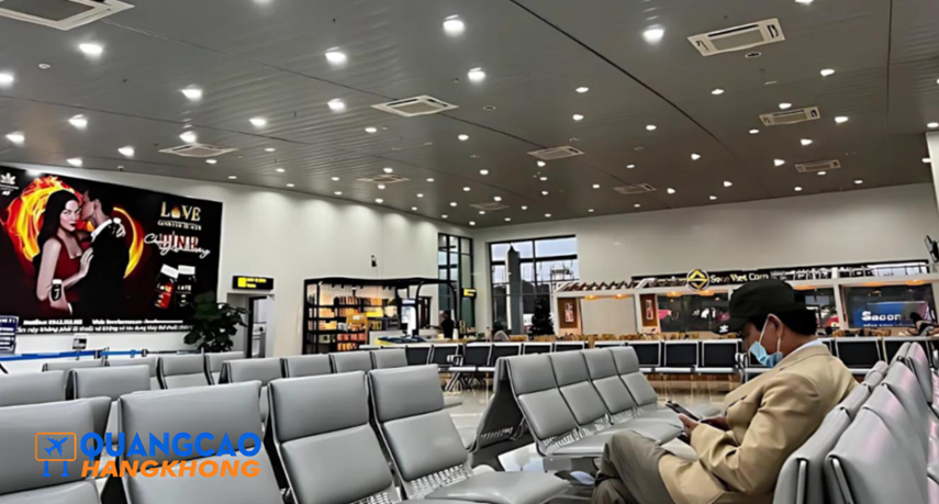 Phòng chờ khởi hành tại sân bay Pleiku