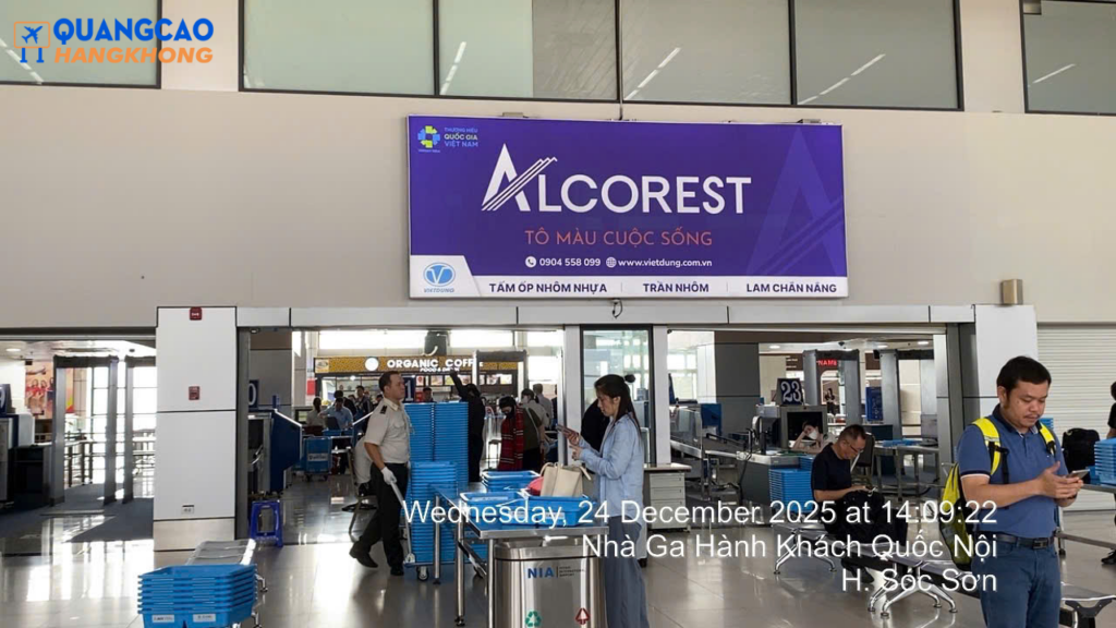 Biển hộp đèn quảng cáo sân bay Nội Bài khu vực phòng chờ