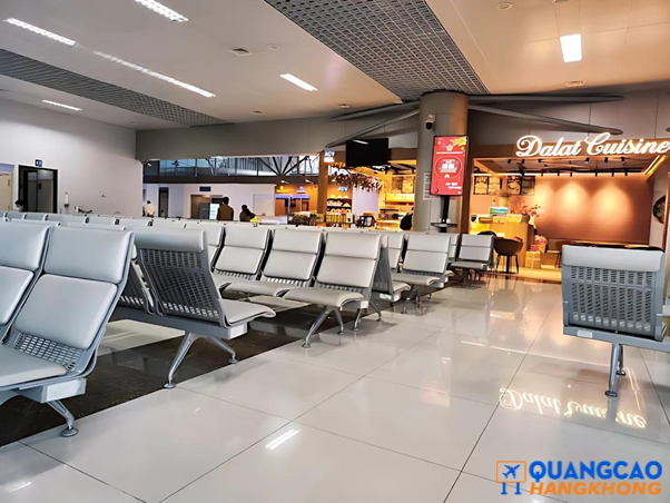 Biển hộp đèn quảng cáo sân bay Liên Khương khu vực phòng chờ sân bay