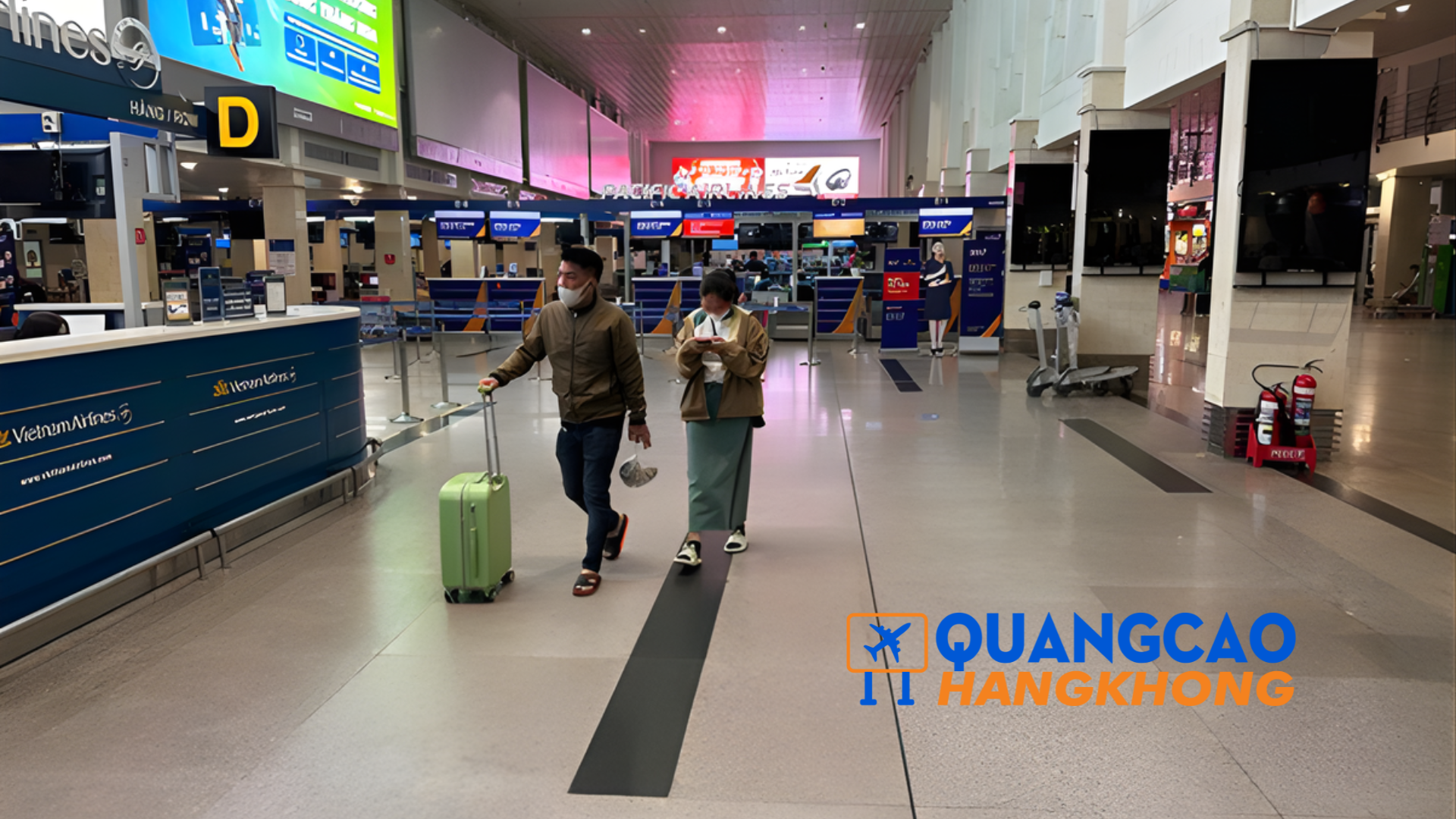 Chi phí quảng cáo biển hộp đèn sân bay Tân Sơn Nhất 