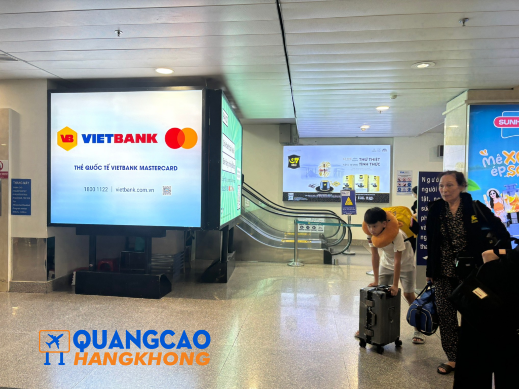 Biển hộp đèn quảng cáo sân bay 