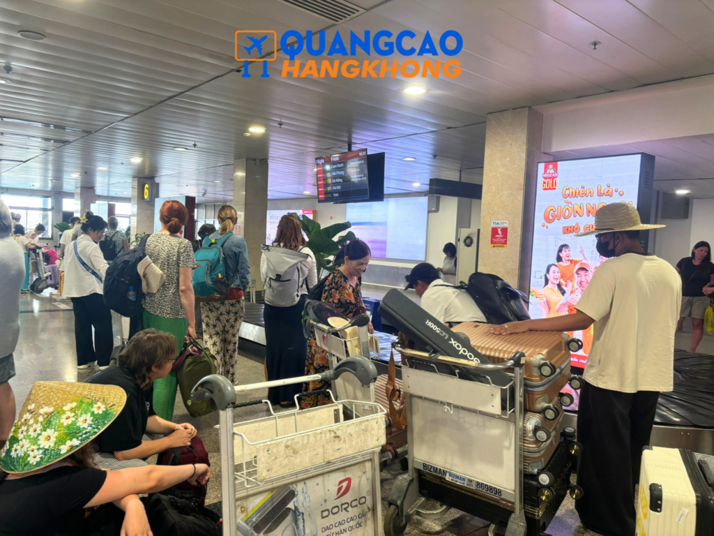 Khu vực băng chuyền hành lý