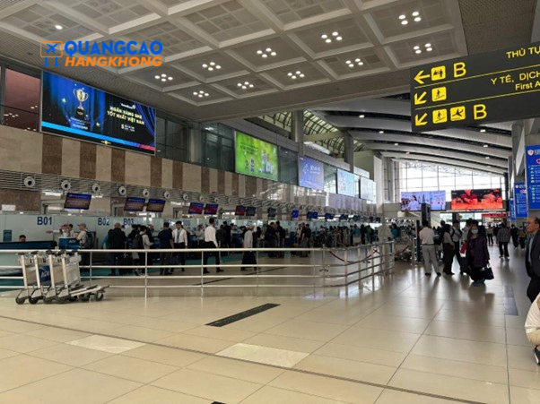 Quảng cáo tại khu vực lối đi và hành lang