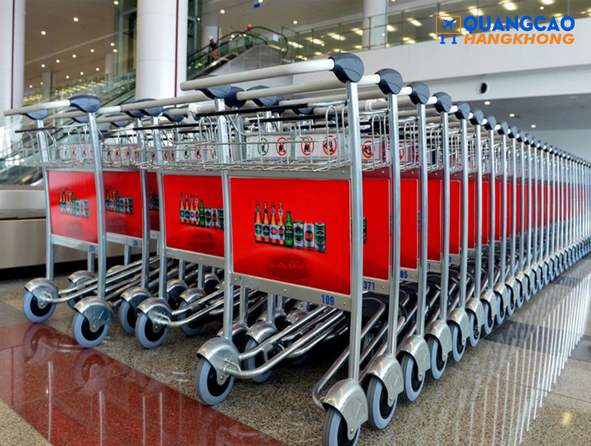 Quy trình triển khai quảng cáo xe đẩy hành lý ở sân bay