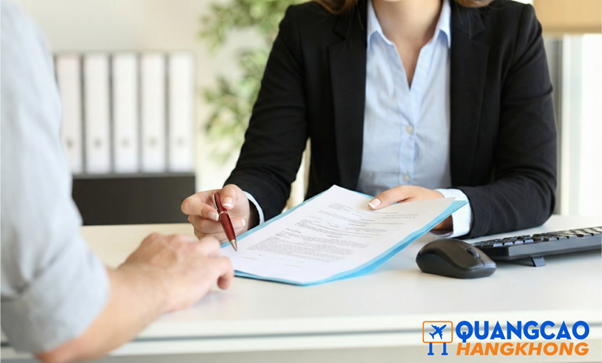 Quy trình triển khai chiến dịch quảng cáo biển hộp đèn sân bay 