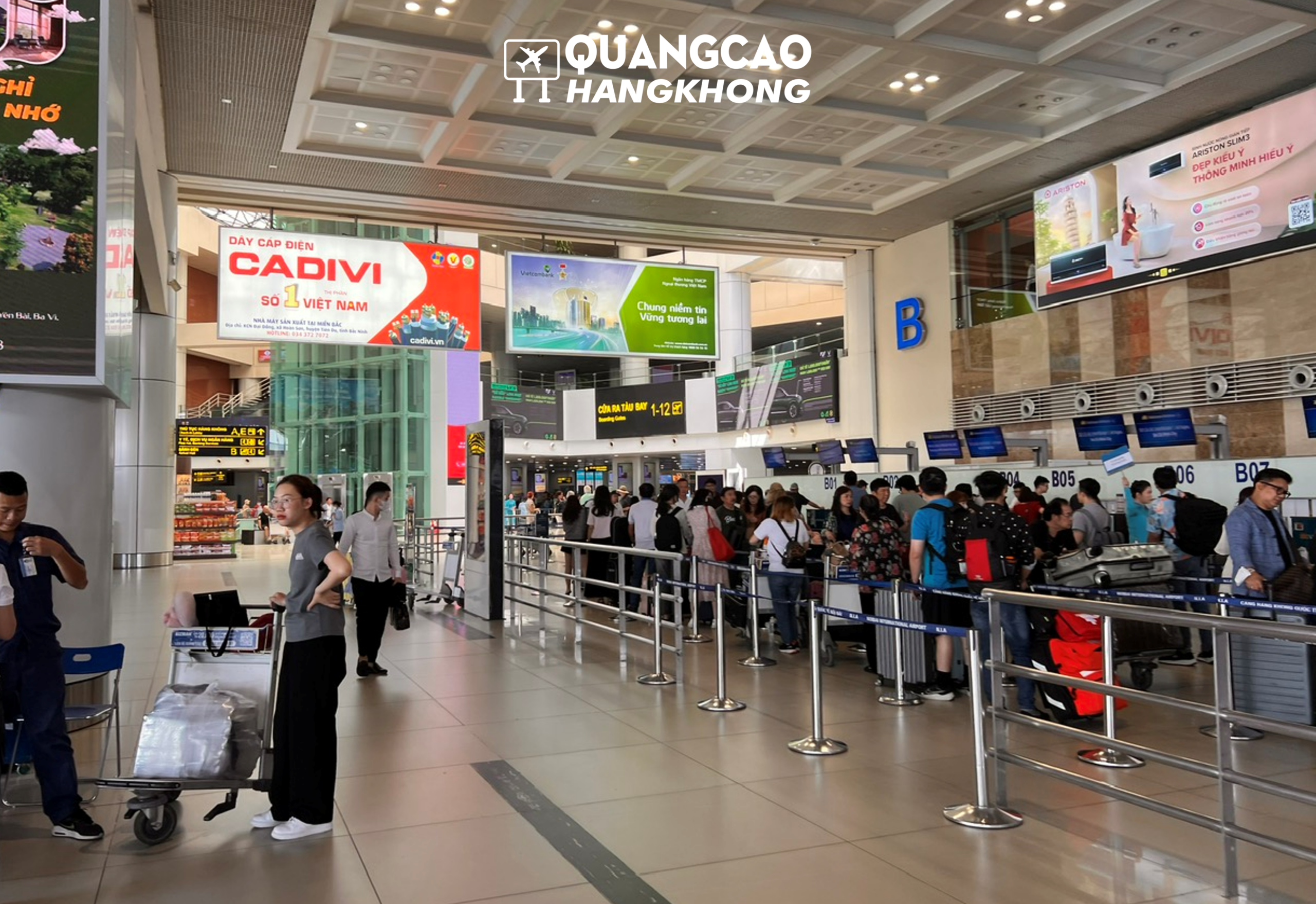 Pano quảng cáo tại khu vực check in