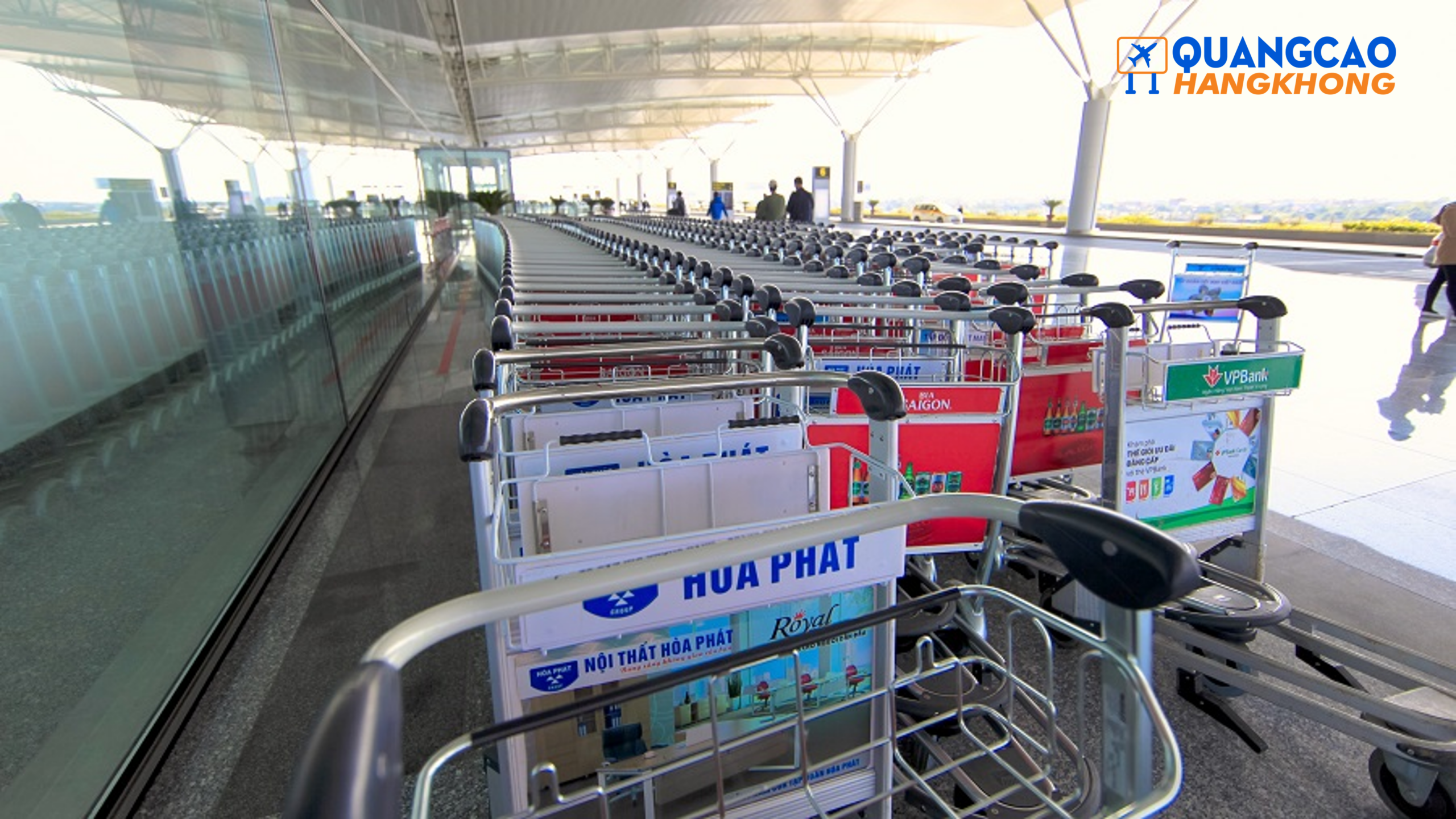 Quy trình triển khai quảng cáo xe đẩy hành lý ở sân bay Đà Nẵng chuyên nghiệp