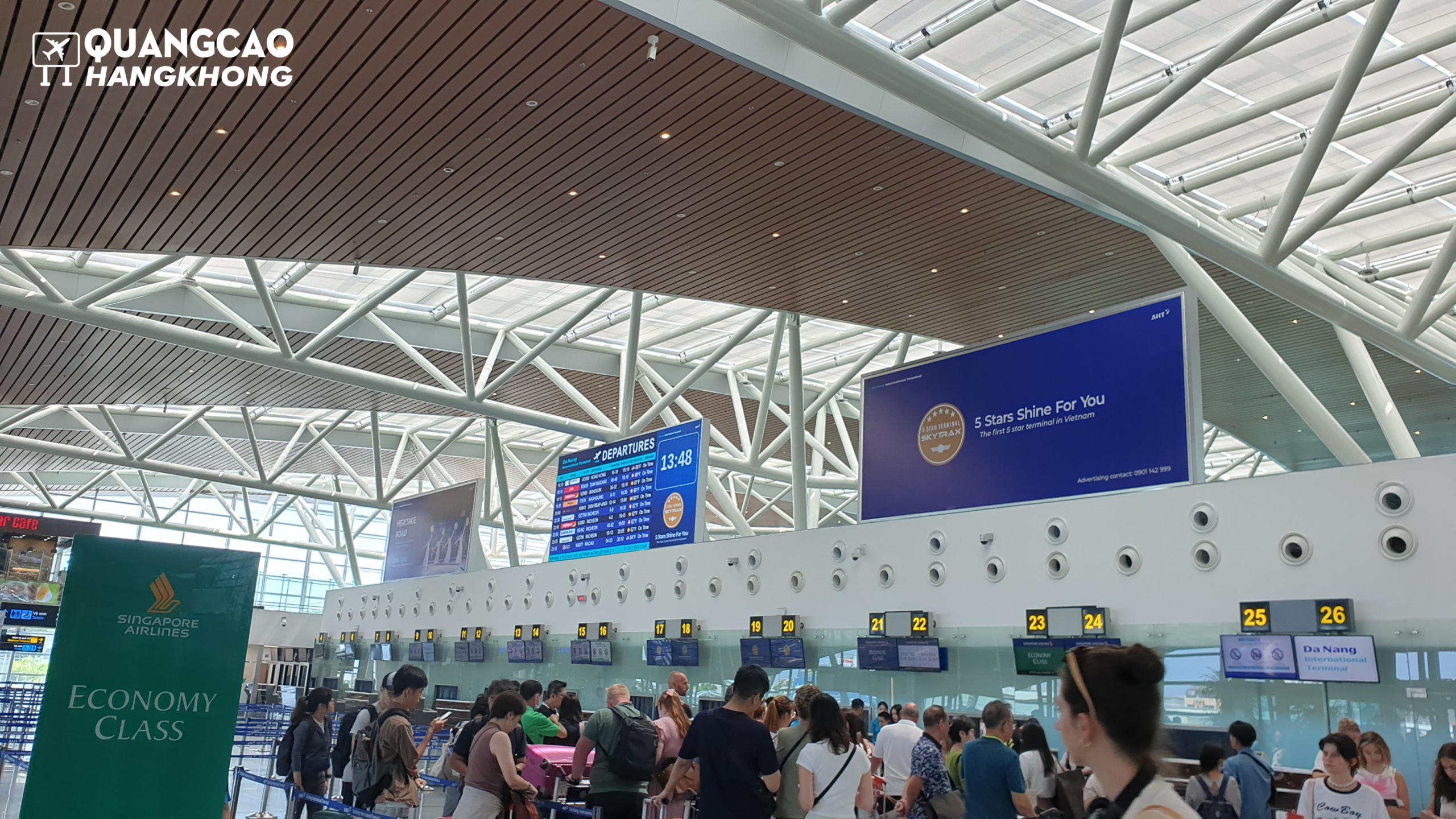 Chi phí pano quảng cáo tại sân bay Phú Bài phụ thuộc vào nhiều yếu tố
