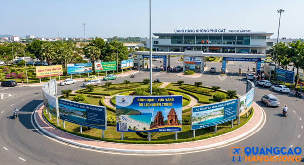 Pano quảng cáo tại sân bay Phù Cát khu vực vòng xoay và cổng ra vào sân bay