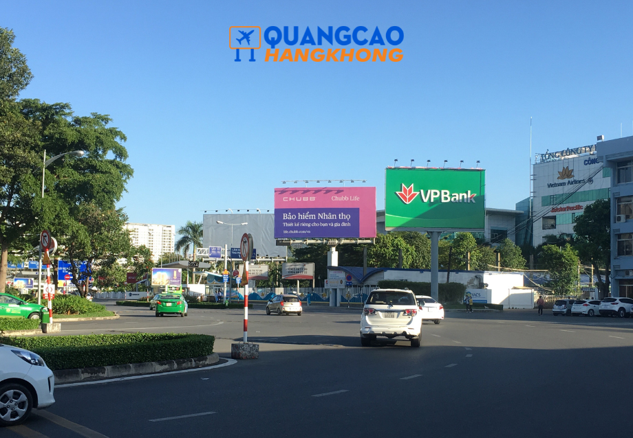 Khu vực cổng ra vào sân bay